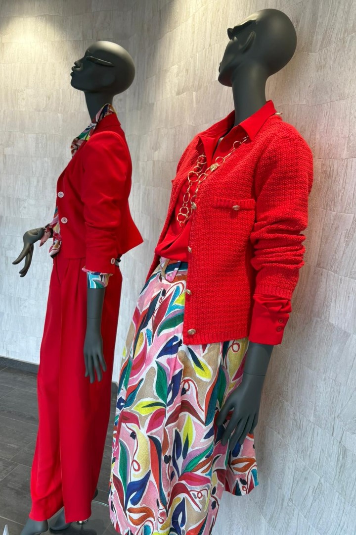 Etalage, collectie lente zomer, februari 2025