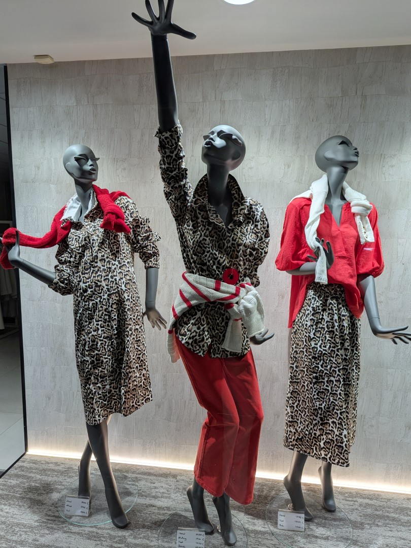 Etalage, collectie lente zomer 2025